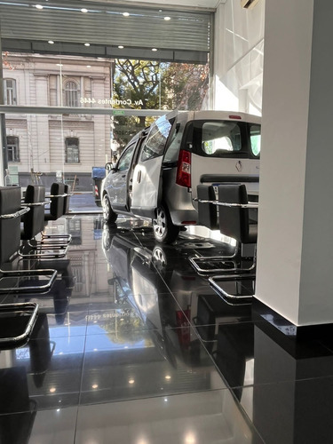 Imagen 14 de 17 de Renault Kangoo Ii Life 1.6 Patentada Sin Rodar Oferta !!!