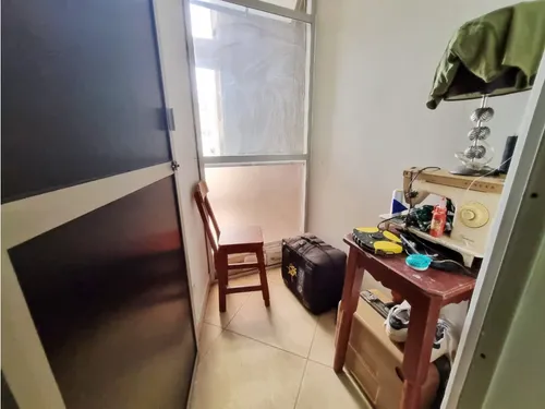 Apartaestudio Con Parqueadero Privado Y Util En Venta En Caldas