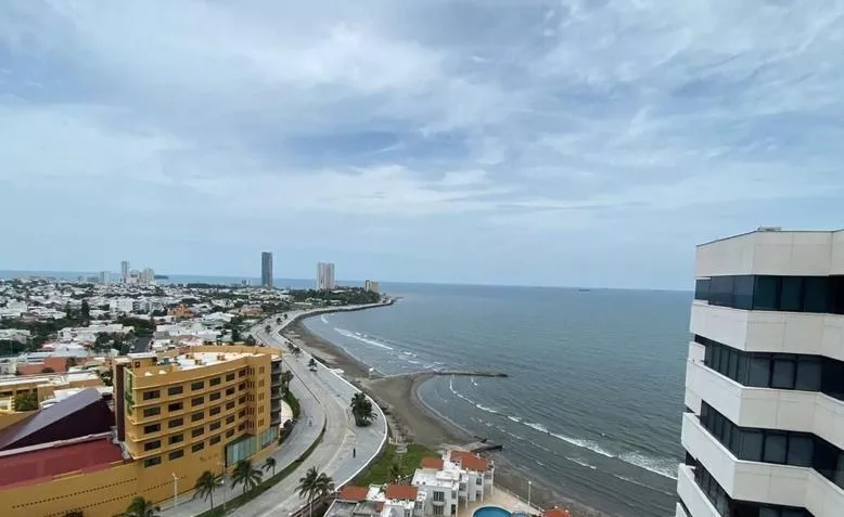 Veracruz, Playa De Oro Mocambo. Departamento Con Vista Al Ma