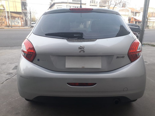 Peugeot 208 Allure Touchscreen