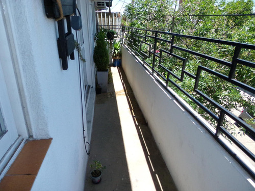 Ph En Venta 3 Ambientes Balcon Por Escalera