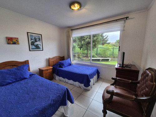 Casa De 4 Dormitorios 3 Baños, Vista Al Mar, Costa Quilen