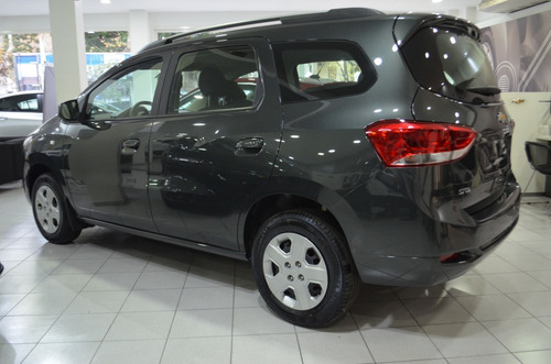 Imagen 3 de 12 de Chevrolet Spin 1.8 Lt At 105cv