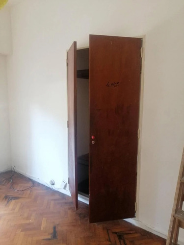 Venta Dos Ambientes C/balcón Sarmiento 2200 Balvanera