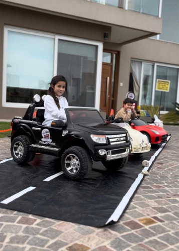 Alquiler De Autos A Batería Para Niños