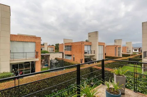 Casa En Arriendo/venta En Barrio Fonqueta. Cod V22109
