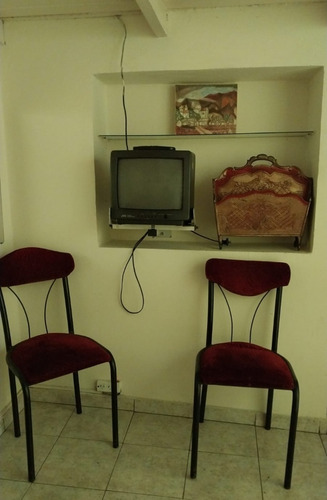 Alquiler De Habitación En Casa De Familia Leer Descripción