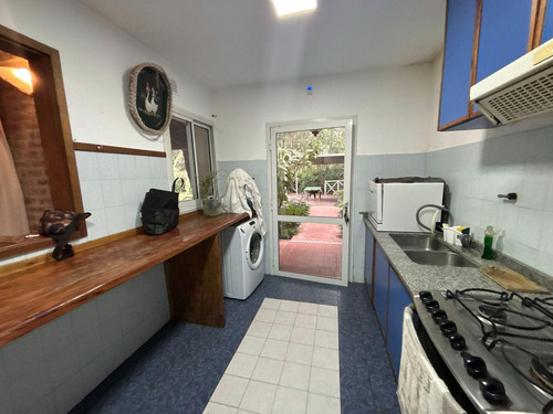 Villa Allende Golf. Casa En Venta De 3 Dormitorios Cochera, Pileta Y Gran Parque