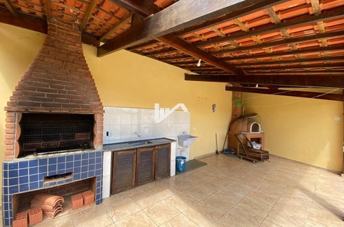 Imagem 9 de 14 de Casa Com Piscina Em Itanhaém 600mts Do Mar, Rua Calçada.