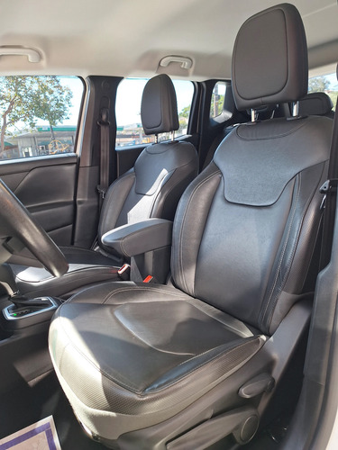 Jeep Renegade 1.8 16V FLEX LONGITUDE 4P AUTOMÁTICO