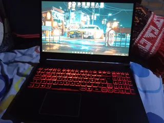 Laptop Acer Nitro 5 Para Ingeniería Y Gaming Usada