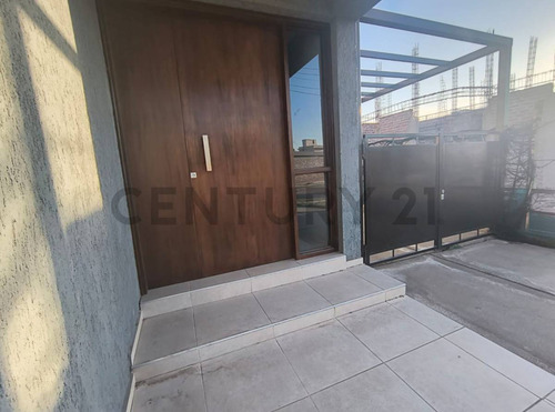 Casa En Venta Barrio Pinar Del Sol Vi