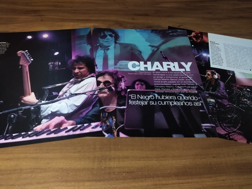 (ar377) Charly Garcia * Clippings Revista 3 Pgs * 2015