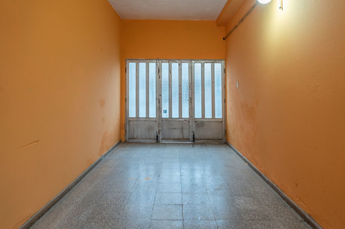 Imagen 3 de 23 de Casa Venta 2 Hab Cochera Cubierta Y Monoambiente