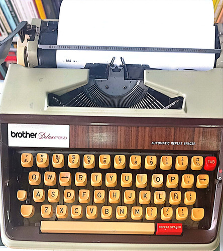 Maquina De Escribir Brother Deluxe 1350 Funcional 