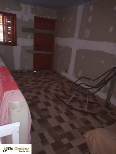 Imagem 8 de 11 de Sobrado Em Mongaguá ,regina Maria , Geminado, Lado Morro , Murado 2 Dormitórios Sendo 1 Suite, Sala, Cozinha, Banheiro , Área De Serviço Coberta . - 5021 - 68128448