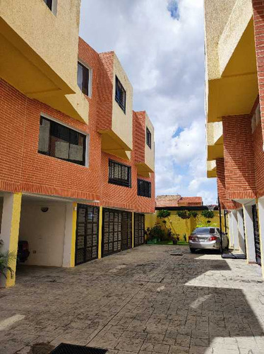Casa Th En Venta Urbanización Manantial 