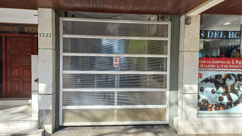 Cochera En Venta En La Perla