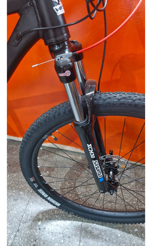 Bicicleta Venzo Stinger Mtb R29 Monoplato 10 Vel Shimano Negro M