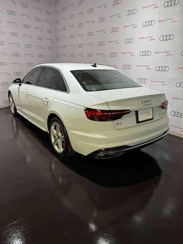 Audi A4 2.0 T Select 190hp Dsg