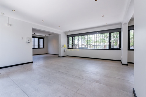 Casa Esquina Comercial Venta Luis Pasteur
