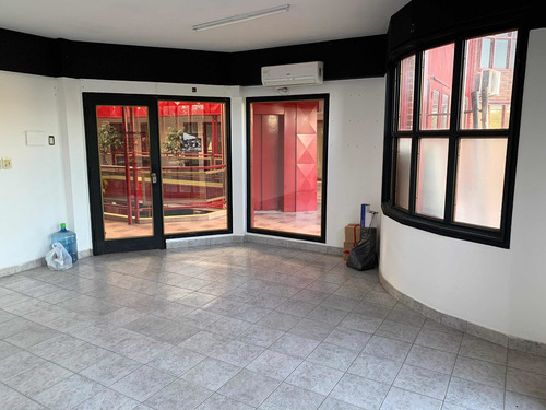 Imagen 9 de 14 de Oficina Local Comercial O Profesional Galeria Longchamps.