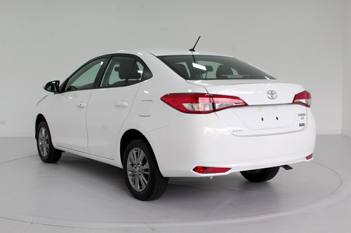 Toyota Yaris 1.5 Xl Plus Connect Flex 4p Automático Cvt 7