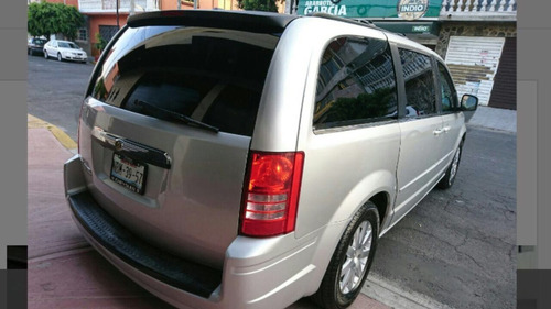Renta De Camionetas Con Chofer 12 Y 15 Pasajeros