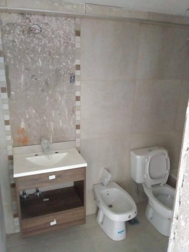 Imagen 3 de 6 de Inmejorable Venta De Departamento