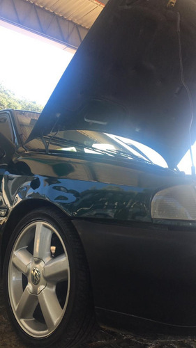 Volkswagen Gol Gls 2.0 Mi