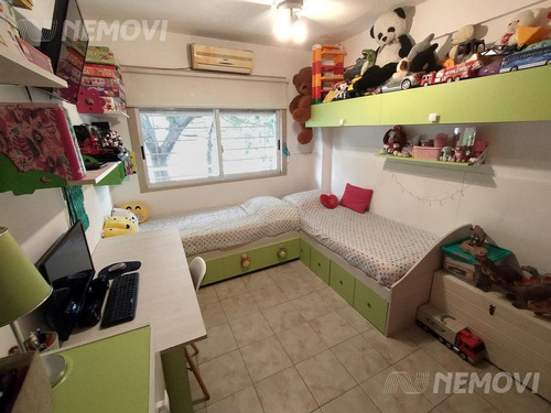 Imagen 21 de 25 de Hermoso 3 Ambientes Al Frente Con Gran Balcón Y Patio. No Paga Expensas!!! - No Te Lo Pierdas.
