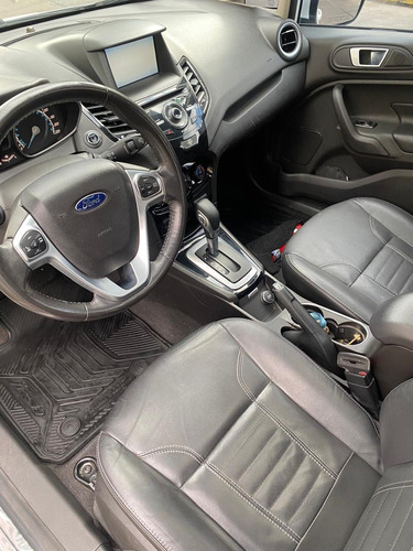 Ford Fiesta Kinetic 1.6 Titanium Powershift 120cv