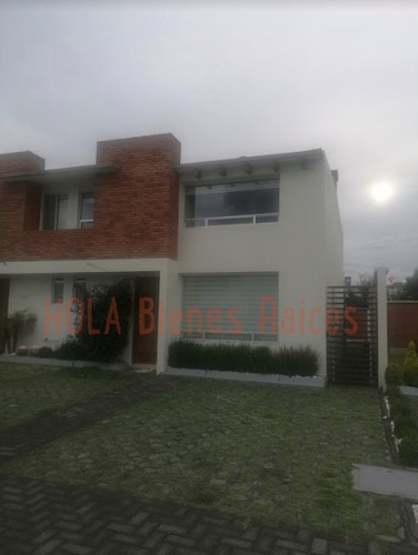 Imagen 1 de 13 de Casa De 3 Recámaras En Privada, Bosque De Las Fuentes