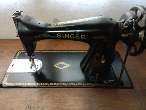 Maquina De Coser Singer