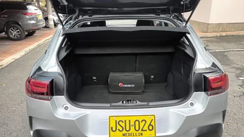 Citroën C4 Cactus 1.6 Shine Turbo Aut