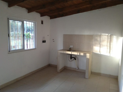 Imagen 7 de 11 de Pilar Del Viso $ 30.000 Dpto 2amb Nuevo Sencillo Tipo Quinta 4 Cdas Ruta Prov 8 Jdin Cchra