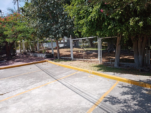 Bonito Y Agradable Departamento