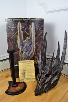 Casco Original De Sauron De United Cutlery Con Certificado