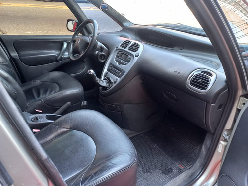 Citroën Xsara Picasso 1.6 Exclusive Flex 5p