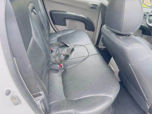 Mitsubishi L200 3.2 CD TB Int. Dies. Mec.