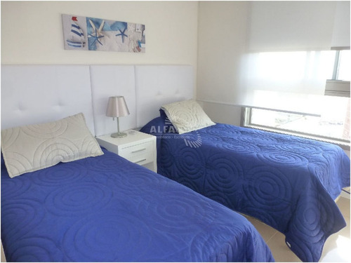 Imagen 19 de 22 de Excelente Apartamento Frente Al Mar !