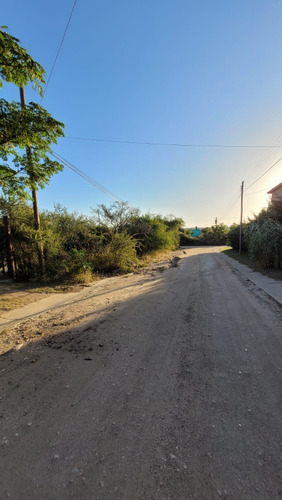 Terreno En Esquina Barrio Valenti