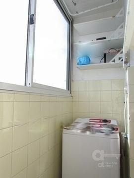 Almagro. Departamento 2 Ambientes Con Balcón. Alquiler Temporario Sin Garantías.