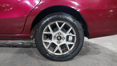 Dodge Attitude 1.2 Se At