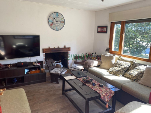 Hermosa Casa En Venta, Muy Buen Estado !!!! Consulte !!!!- Ref: 1347
