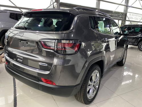 Imagen 5 de 17 de Jeep Compass Longitude Plus