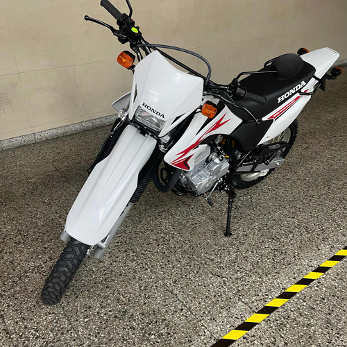 Honda Xr 250 Tornado 2023. 293 Muchisimos Accesorios, Nueva