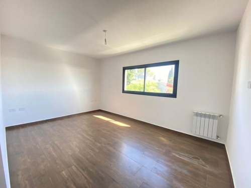 Imagen 5 de 11 de Cerro De Las Rosas, Duplex A Estrenar