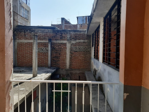 Locales Comerciales Y Departamentos En Colonia Progreso Aca