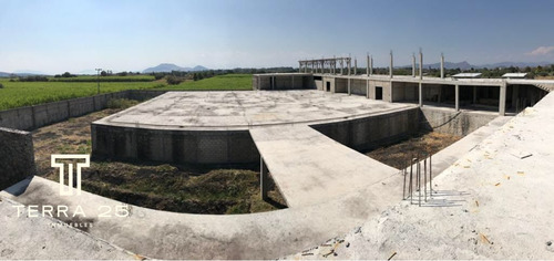 Terreno Comercial Con Construccion En Obra Gris En Venta En Morelos
